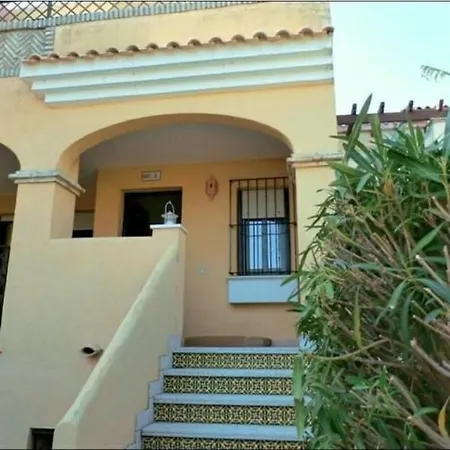 Holiday home Acogedora Luminosa De 3 Plantas. Zahara de los Atunes