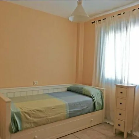 Holiday home Acogedora Luminosa De 3 Plantas. *